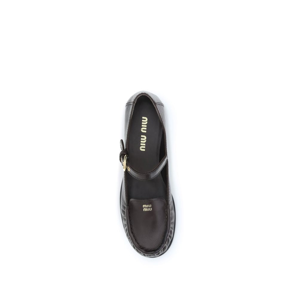 Brown Calf Leather Bos Taurus Slip-On Loafers - Élégance Sélective