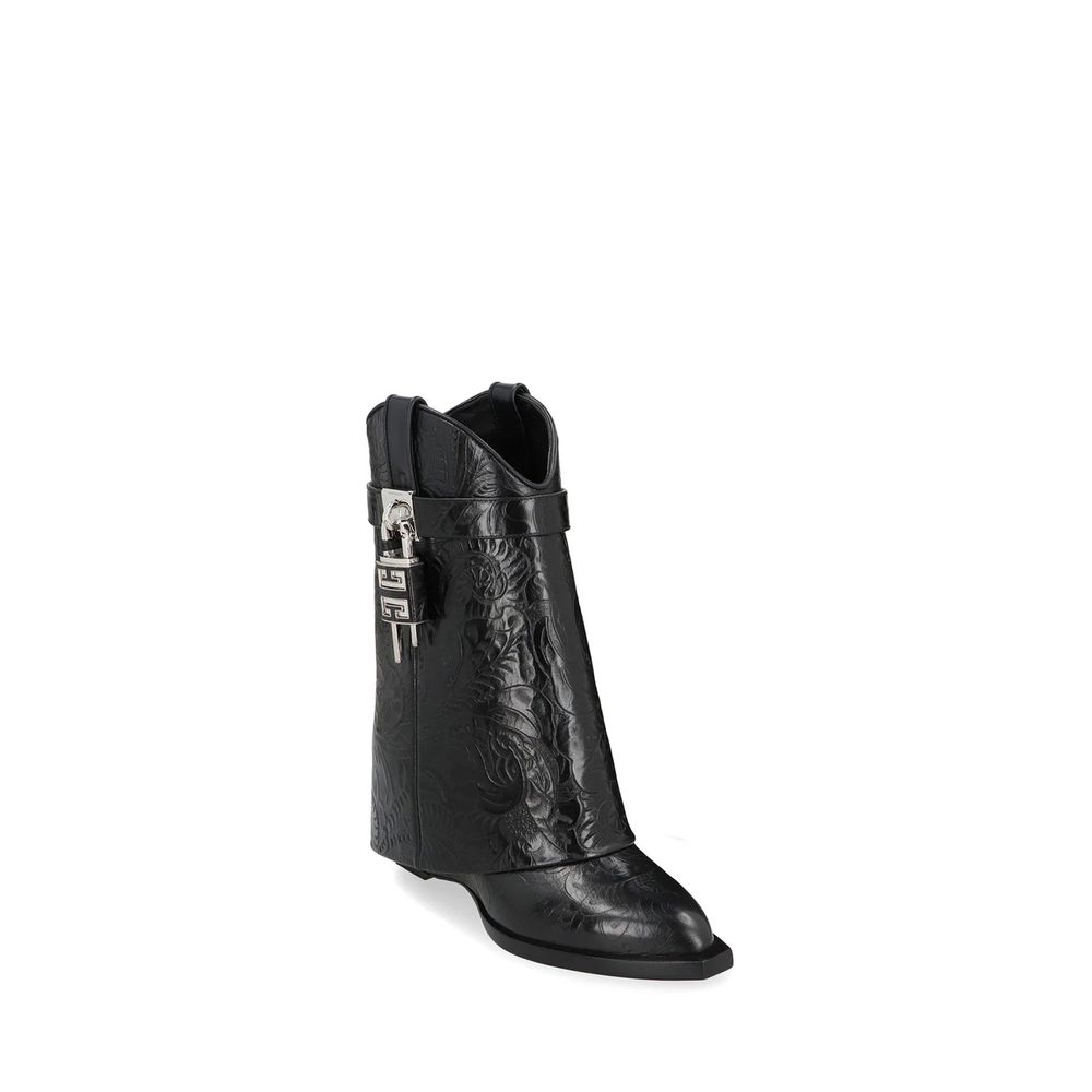 Black Calfskin Ankle Boots - Élégance Sélective