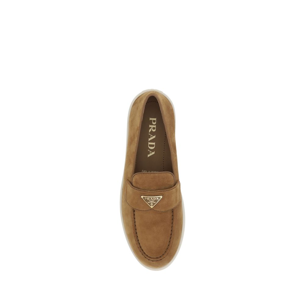 Brown Calf Leather Bos Taurus Slip-On Loafers - Élégance Sélective