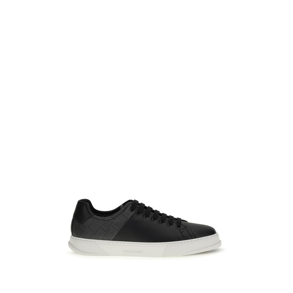 Black Calf Leather Bos Taurus Low Top Sneakers - Élégance Sélective