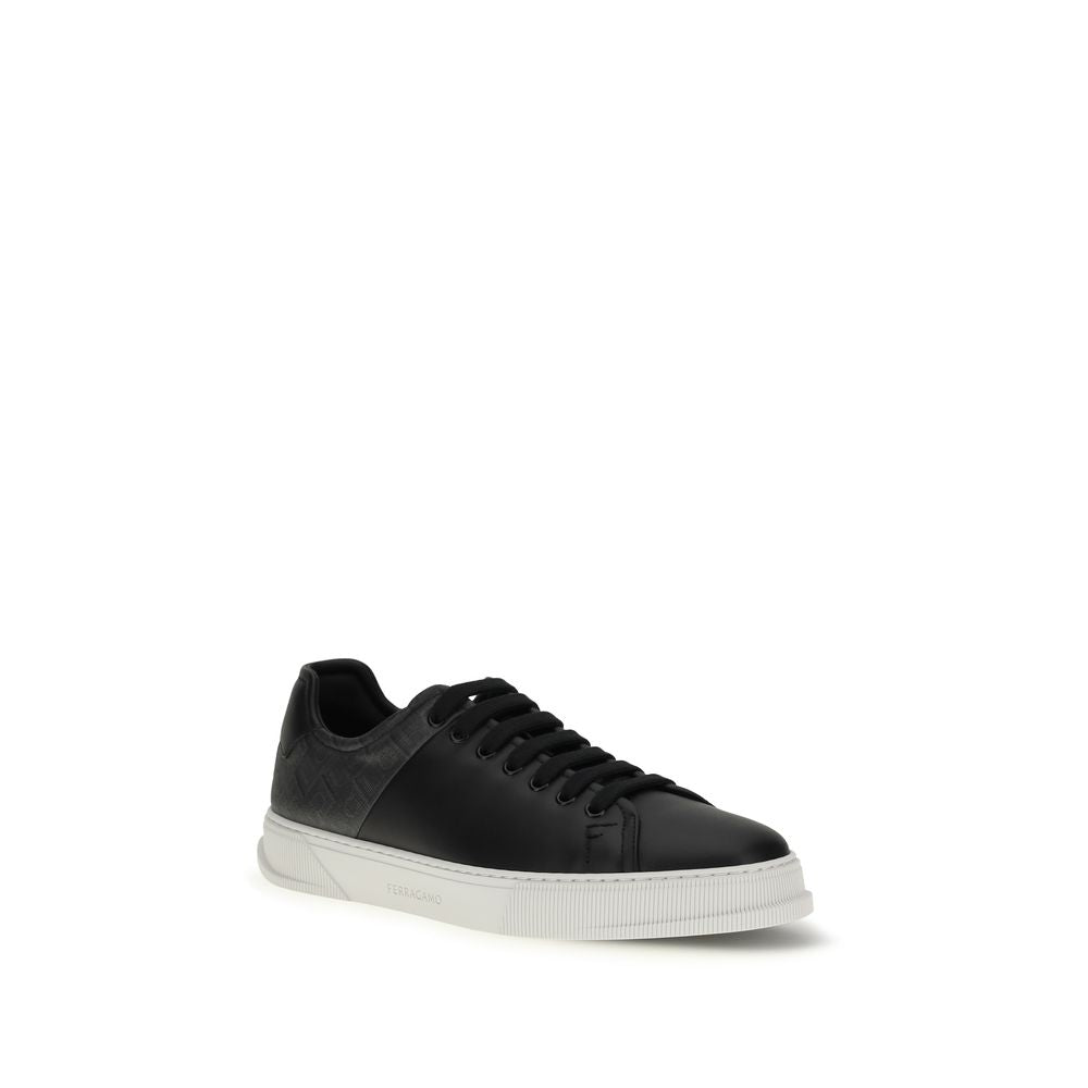 Black Calf Leather Bos Taurus Low Top Sneakers - Élégance Sélective