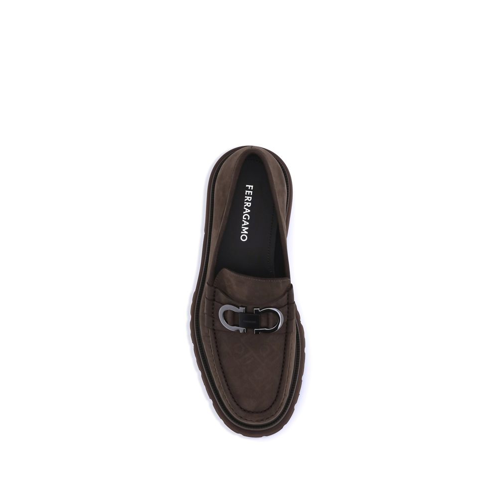 Brown Calf Leather Bos Taurus Slip-On Loafers - Élégance Sélective
